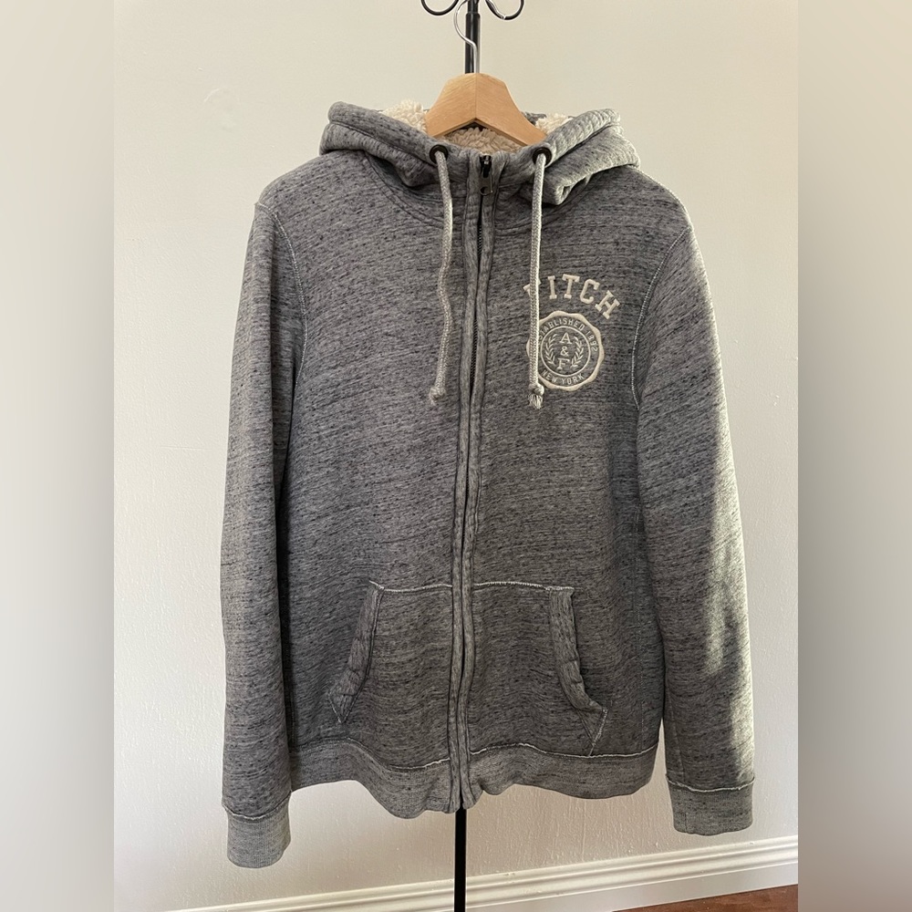 Abercrombie & Fitch  Men's Sherpa Lined Full-Zip Hoodie, Grey Size L